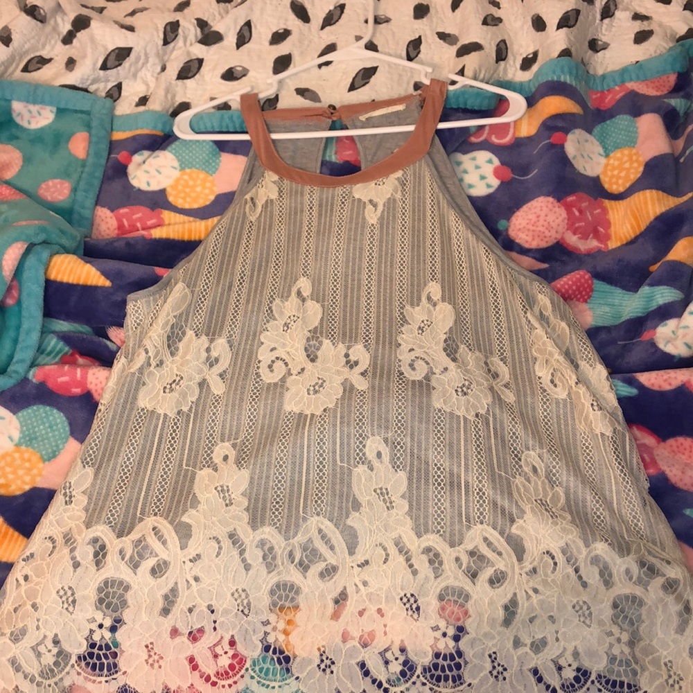Lace Halter tank top!
